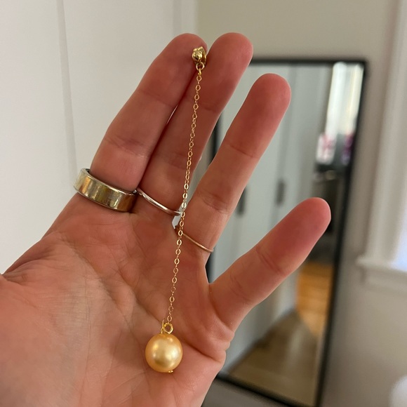 pearl drop dangle statement earrings - Picture 2 of 2